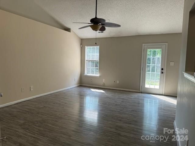 10426 Gold Pan Rd, Charlotte, NC 28215