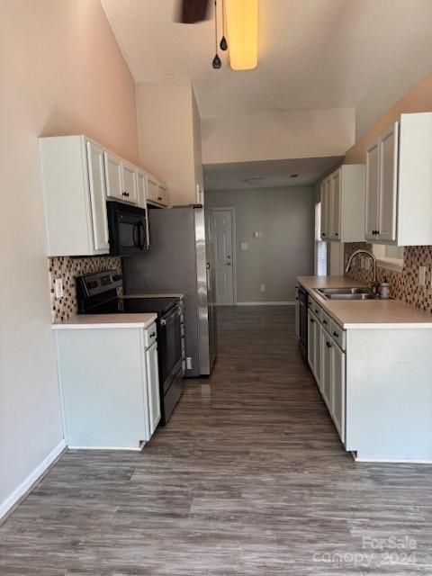 10426 Gold Pan Rd, Charlotte, NC 28215