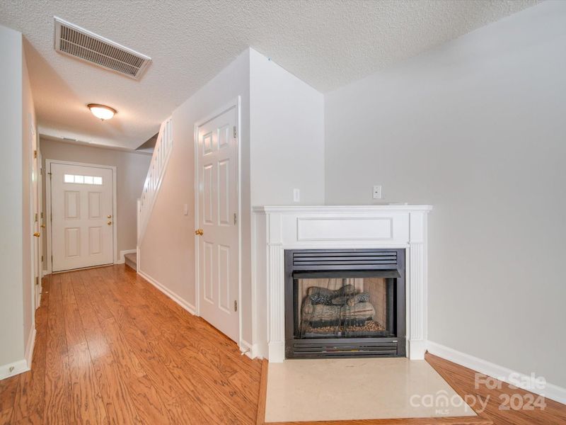 8729 Robinson Forest Dr, Charlotte, NC 28277