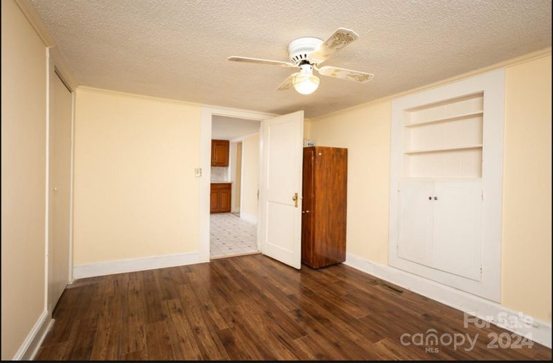 502 Hyde St, Kannapolis, NC 28083