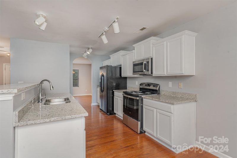 3239 Runneymede St, Concord, NC 28027