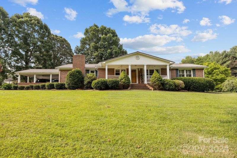 2122 Dean Ln, Lincolnton, NC 28092