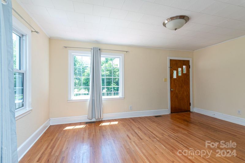 308 Toddville Rd, Charlotte, NC 28214