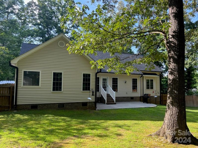 2340 Roland Dr, Monroe, NC 28110
