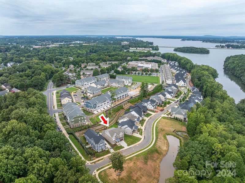 811 Naples Dr, Davidson, NC 28036