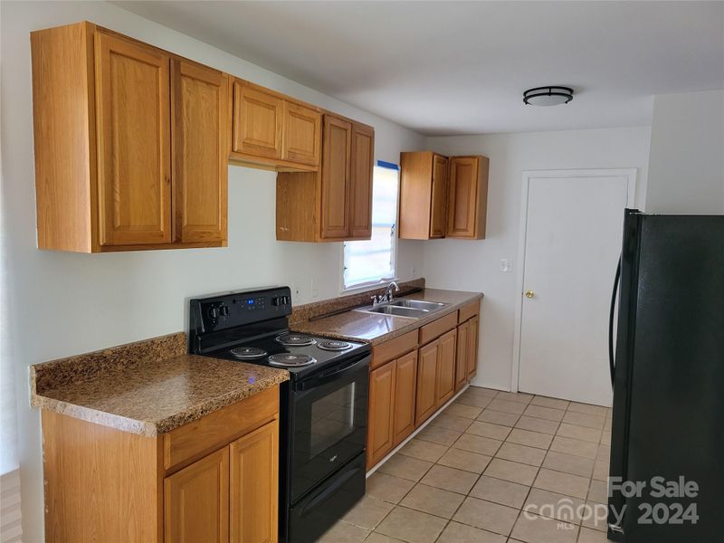 5123 Cinderella Rd, Charlotte, NC 28213