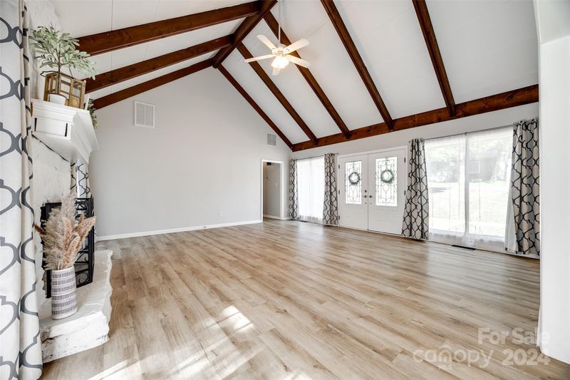 3071 Point Clear Dr, Tega Cay, SC 29708