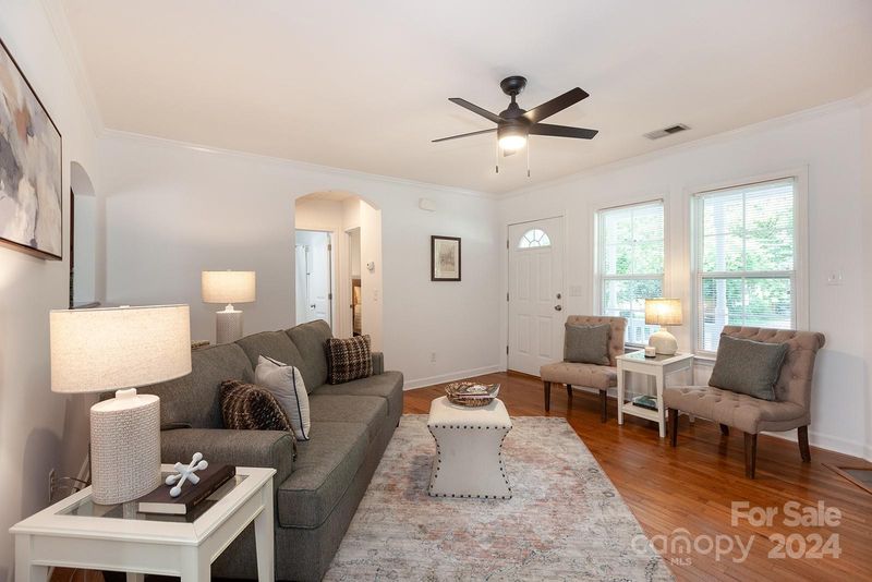 4303 Hammett St, Charlotte, NC 28205