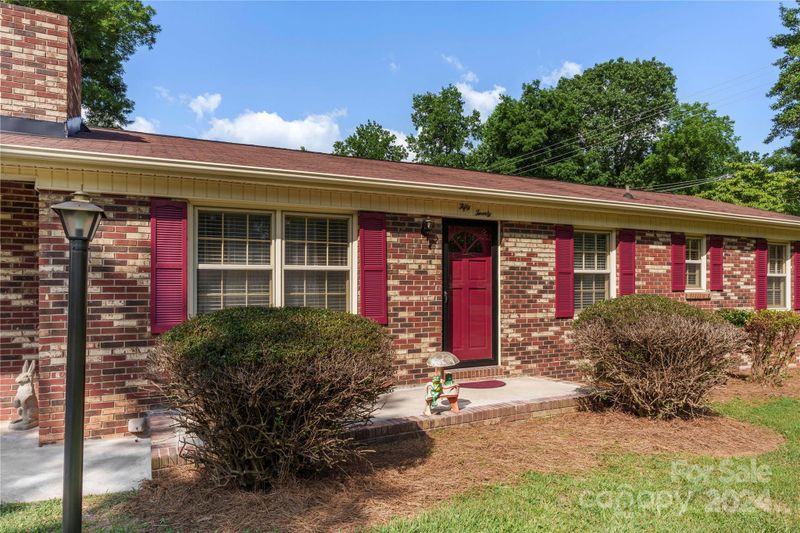 5020 Maplecrest Dr, Gastonia, NC 28056