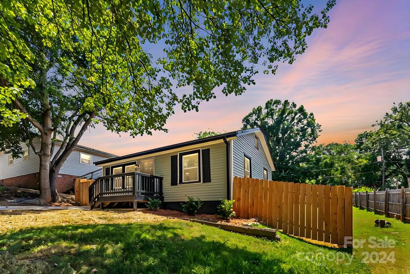 135 Winget Cir, Gastonia, NC 28054