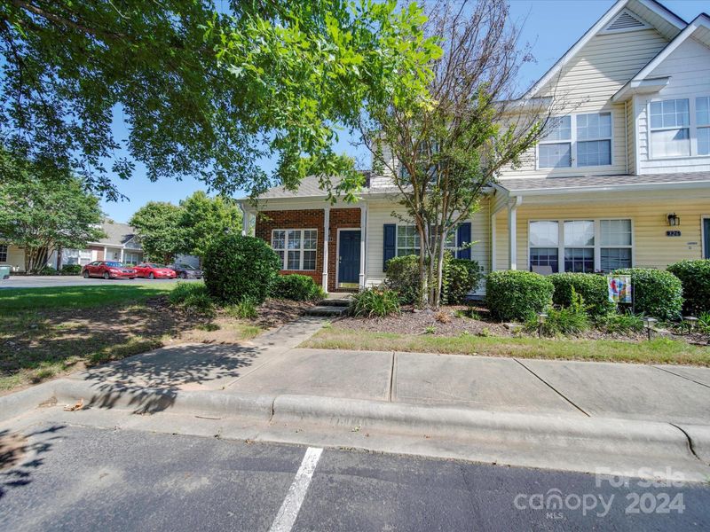 328 Deep Water Ln, Fort Mill, SC 29715
