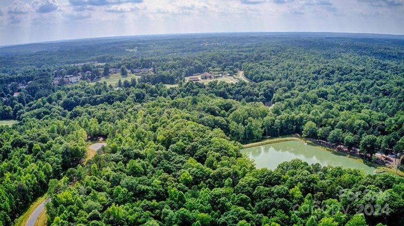 3B Ventosa Dr, Denver, NC 298037