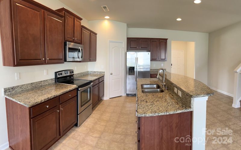 1009 Dawn Light Rd, Indian Trail, NC 28079