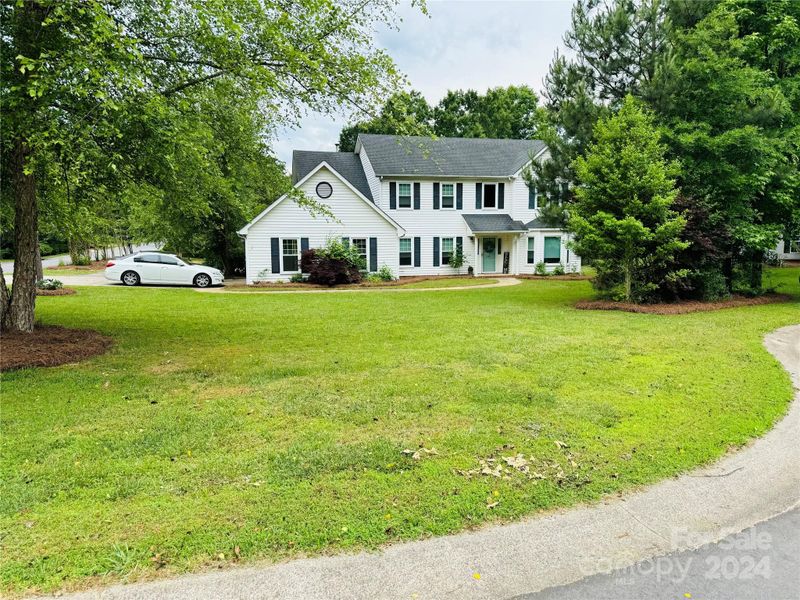 5501 Berrywood Ln, Wesley Chapel, NC 28110