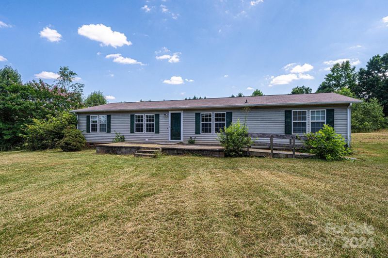 7845 Oren Stephens Rd, Hickory, NC 28602