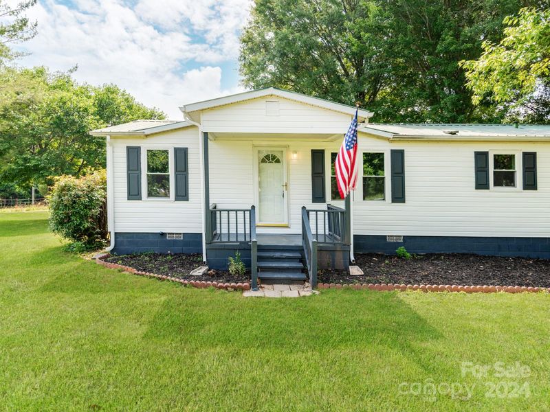 131 New Ground Rd, Lincolnton, NC 28092