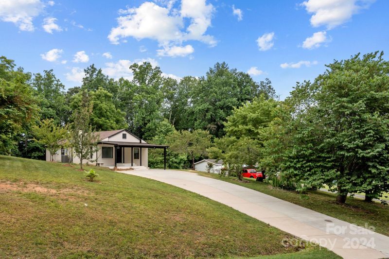6540 Goldfish Rd, Kannapolis, NC 28083