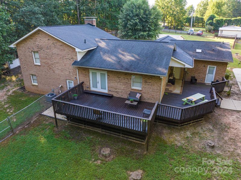 4049 Puetts Chapel Rd, Dallas, NC 28034