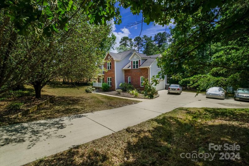 1005 Cathey Rd, Charlotte, NC 28214