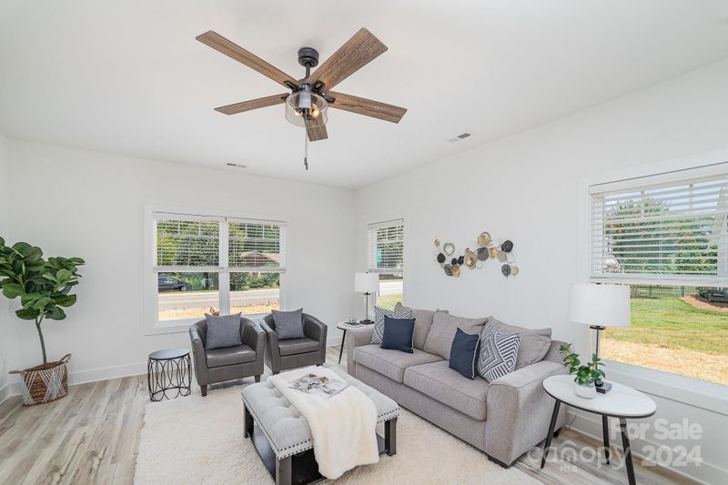 1407 Oakwood Ave, Kannapolis, NC 28081