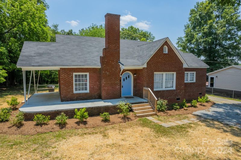311 Plum St, Stanley, NC 28164