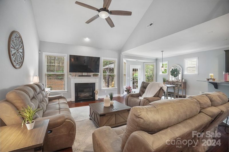 1044 Kings Bottom Dr, Fort Mill, SC 29715