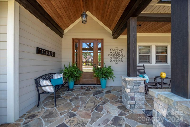 2490 Gateway Ln, Lincolnton, NC 28092