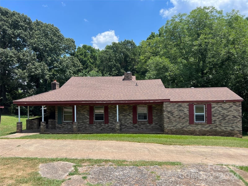 509 8th Avenue Extension, Cramerton, NC 28032