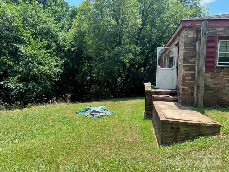 509 8th Avenue Extension, Cramerton, NC 28032