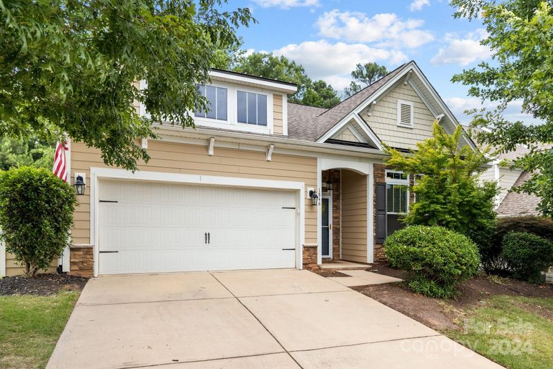 1846 Larkspur Way, Tega Cay, SC 29708