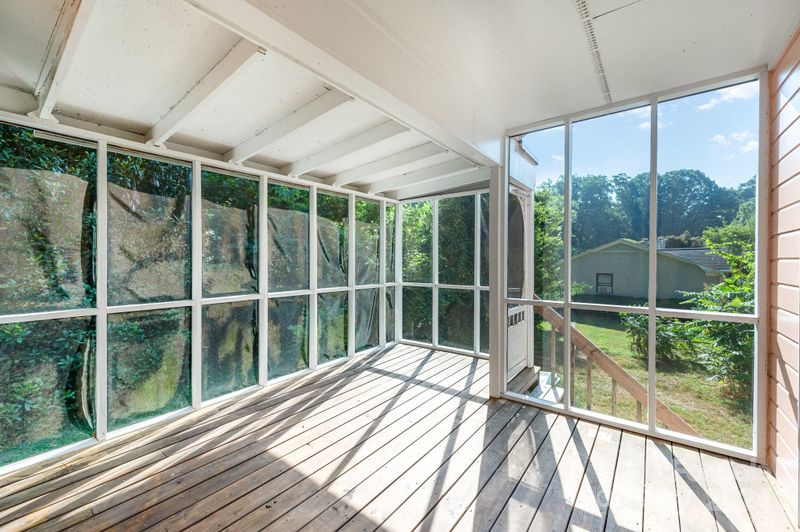 4111 Darwin Cir, Charlotte, NC 28209