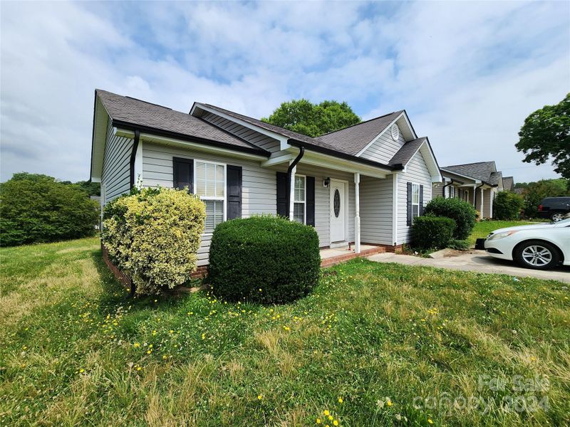 1609 Chapman Ave, Kannapolis, NC 28081