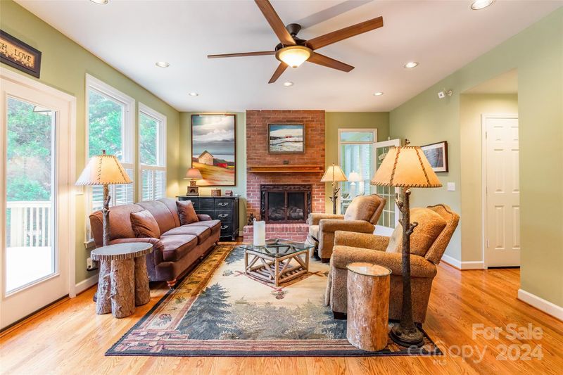 1643 Huntcliff Dr, Rock Hill, SC 29732