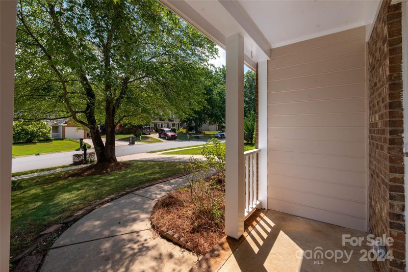 8700 Brookstead Dr, Charlotte, NC 28215