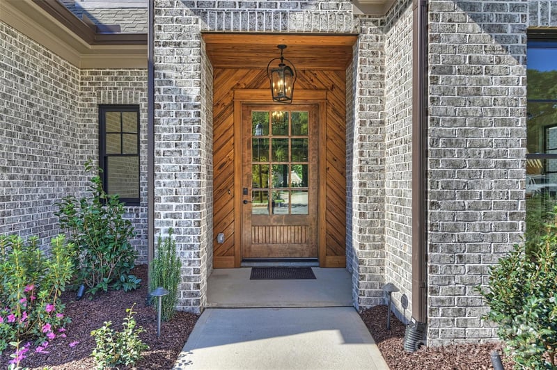 1211 Royal Prince Ct, Charlotte, NC 28211
