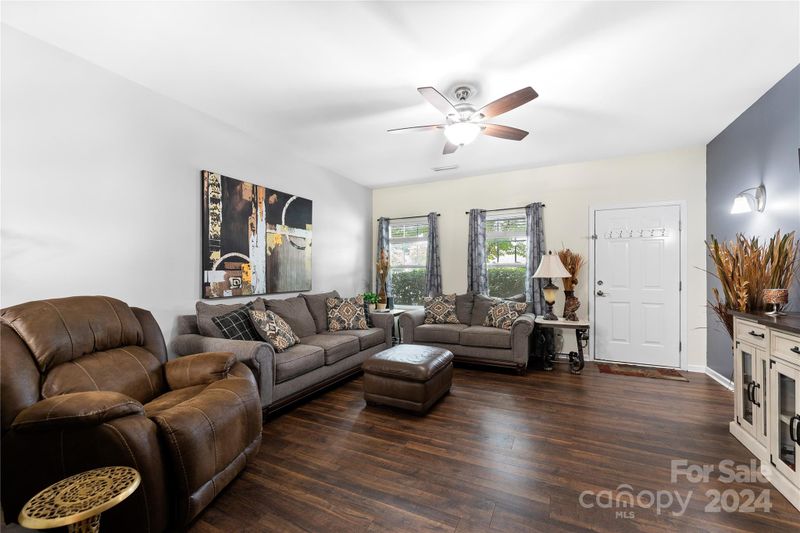1006 Tj Dr, Monroe, NC 28112