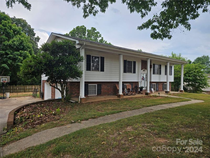4893 Swinging Bridge Rd, Conover, NC 28613