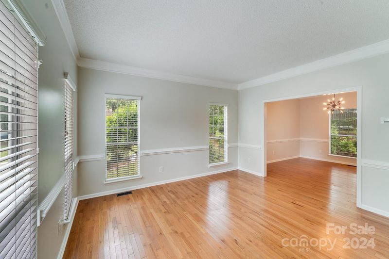 1201 Driftway Point Rd, Matthews, NC 28105