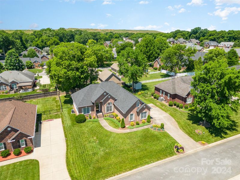 713 Double Eagle St SW, Concord, NC 28027