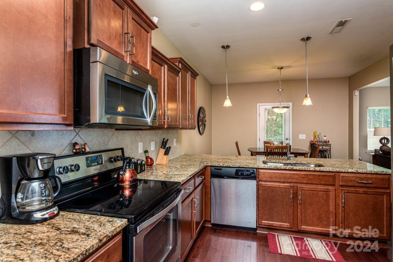 7804 Ponderosa Pine Ln, Charlotte, NC 28215