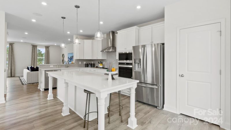 4215 Alexander View Dr #32, Charlotte, NC 28226