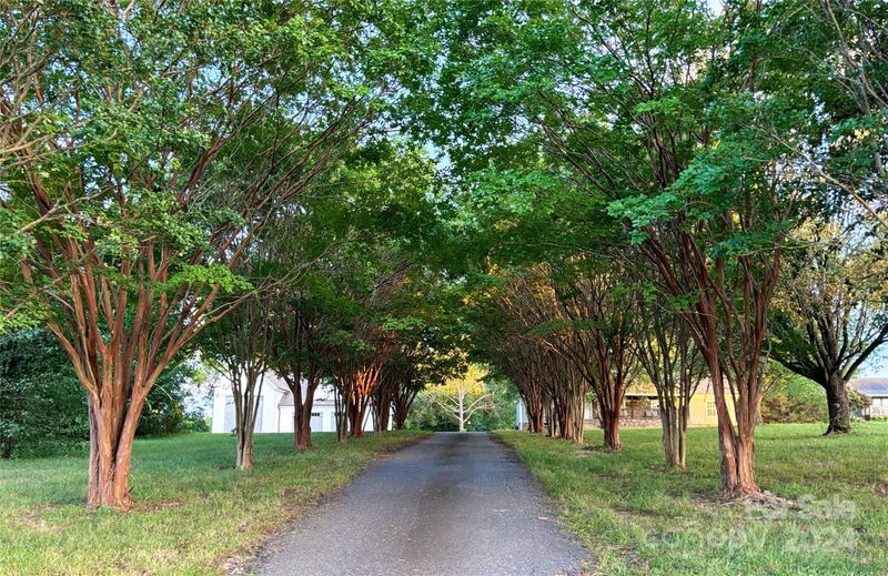 1513 Lewis Farm Rd, Kings Mountain, NC 28086