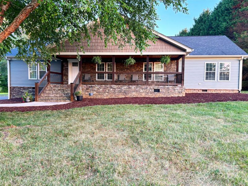 1513 Lewis Farm Rd, Kings Mountain, NC 28086