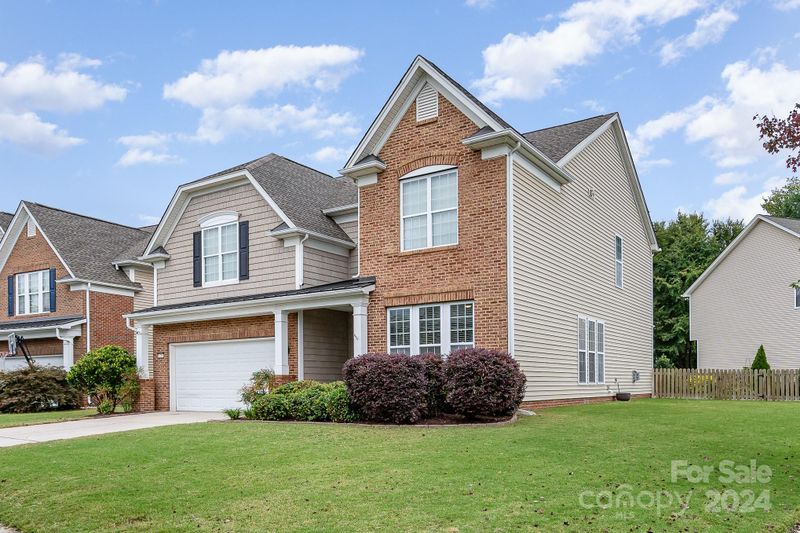 1299 Middlecrest Dr, Concord, NC 28027