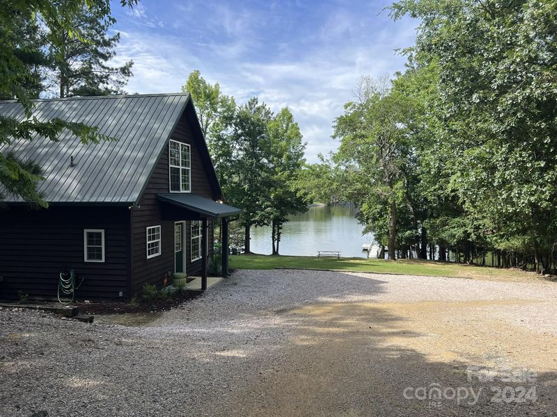2237 Sand Tar Dr, York, SC 29745
