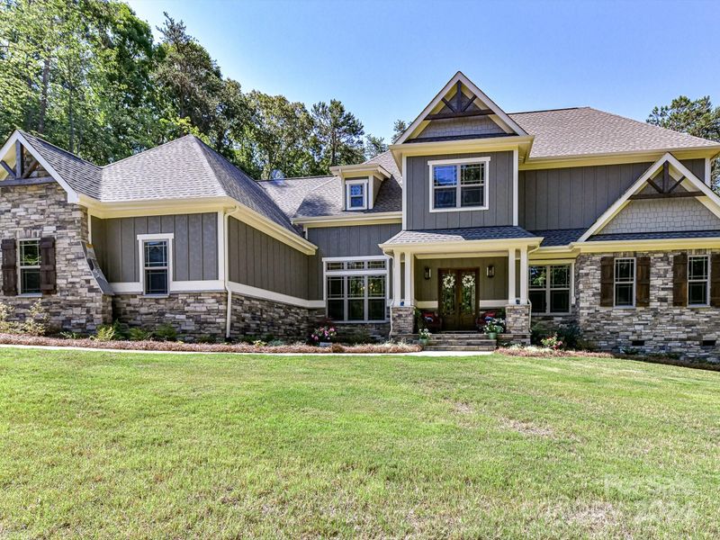 7260 Savannah Ct, Denver, NC 28037