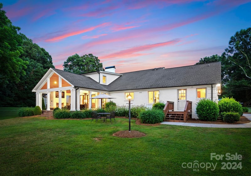 6038 Robin Hollow Dr, Mint Hill, NC 28227