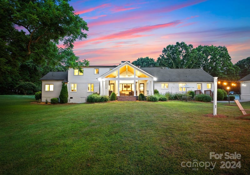 6038 Robin Hollow Dr, Mint Hill, NC 28227