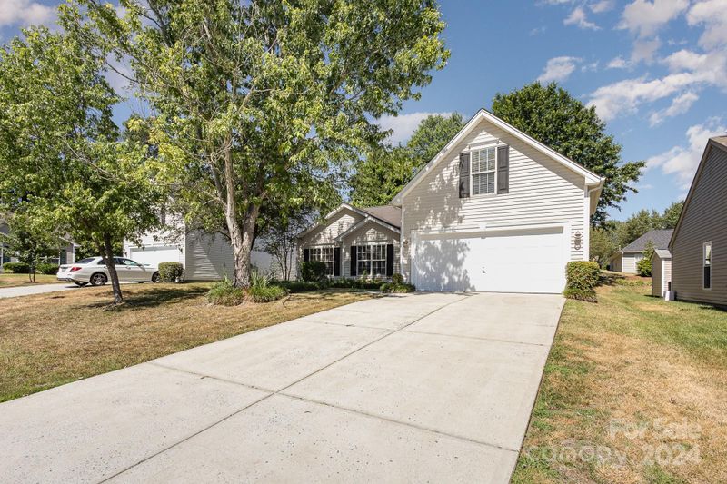 7230 Trifecta Ct, Harrisburg, NC 28075
