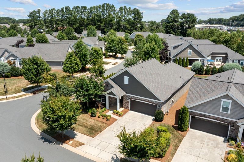 17012 Courtside Landing Dr, Cornelius, NC 28031